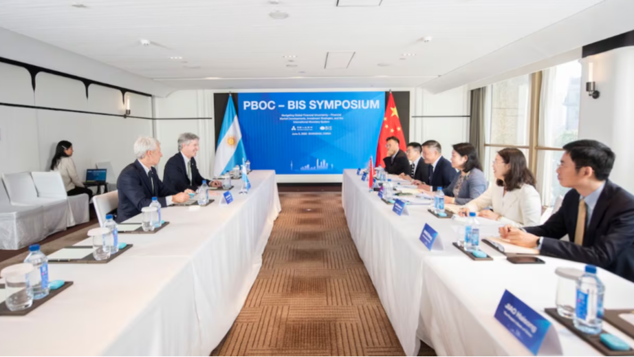 El BCRA renovó el swap con China y aseguró US$20.000 millones hasta 2031