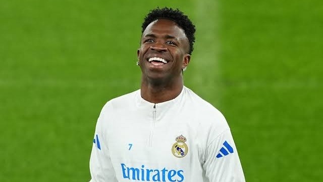 Vinicius Jr. seguirá en Real Madrid hasta 2032 tras renovar contrato