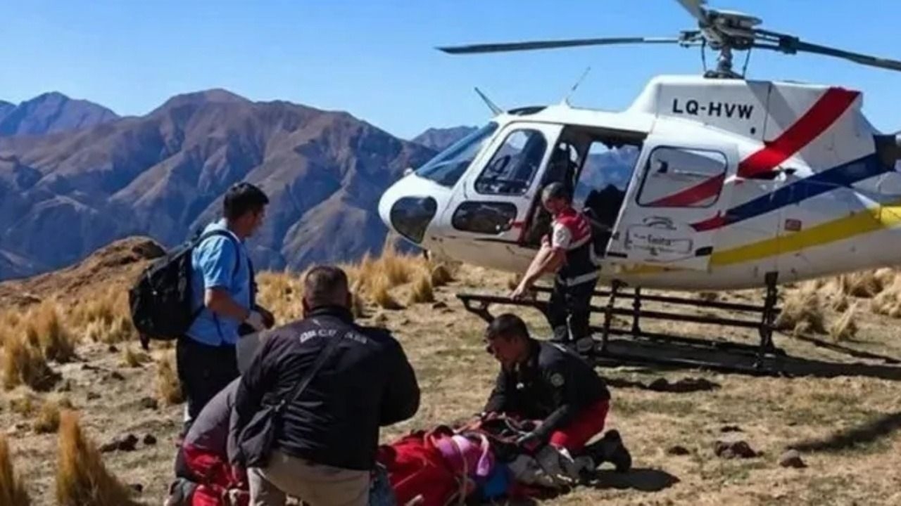 Rescataron en helicóptero a una mujer de 76 años tras pasar dos noches en los cerros