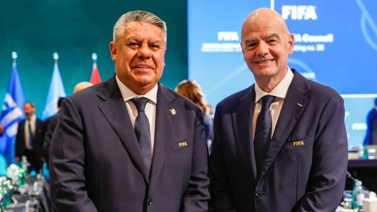 La AFA respaldó a Infantino tras el fallido proyecto para privatizar el Mundial