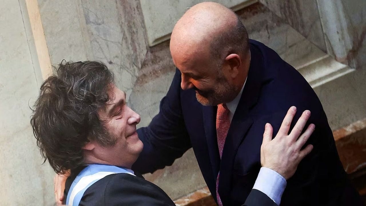 El Gobierno frena el paquete de desregulación y lo enviará por etapas al Congreso