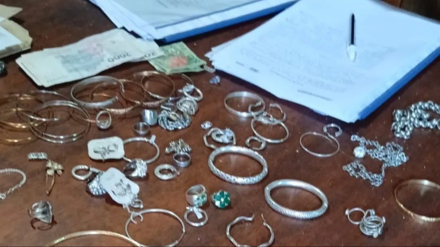 Un menor detenido por los millonarios robos a una joyería y Bonanno