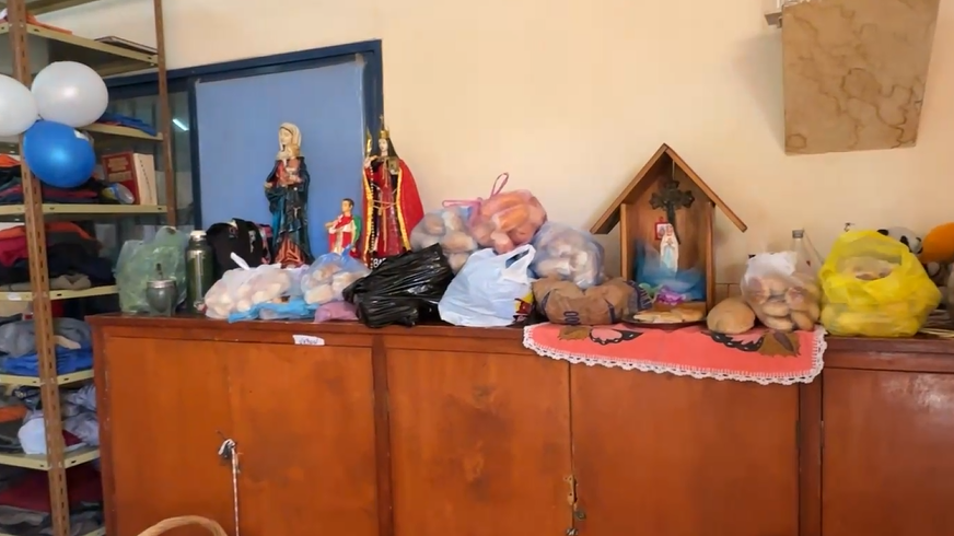 Cáritas recibe mercadería, ropa y juguetes durante la celebración de San Cayetano