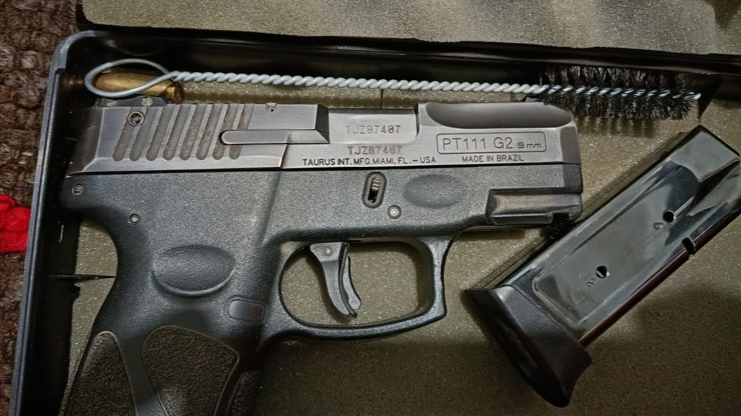 Buscaban a un hombre por amenazas y encontraron un arsenal de municiones