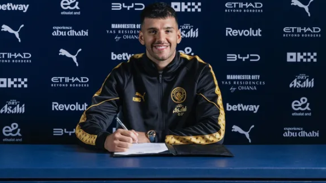 Gerónimo Rulli fue presentado como nuevo arquero del Manchester City
