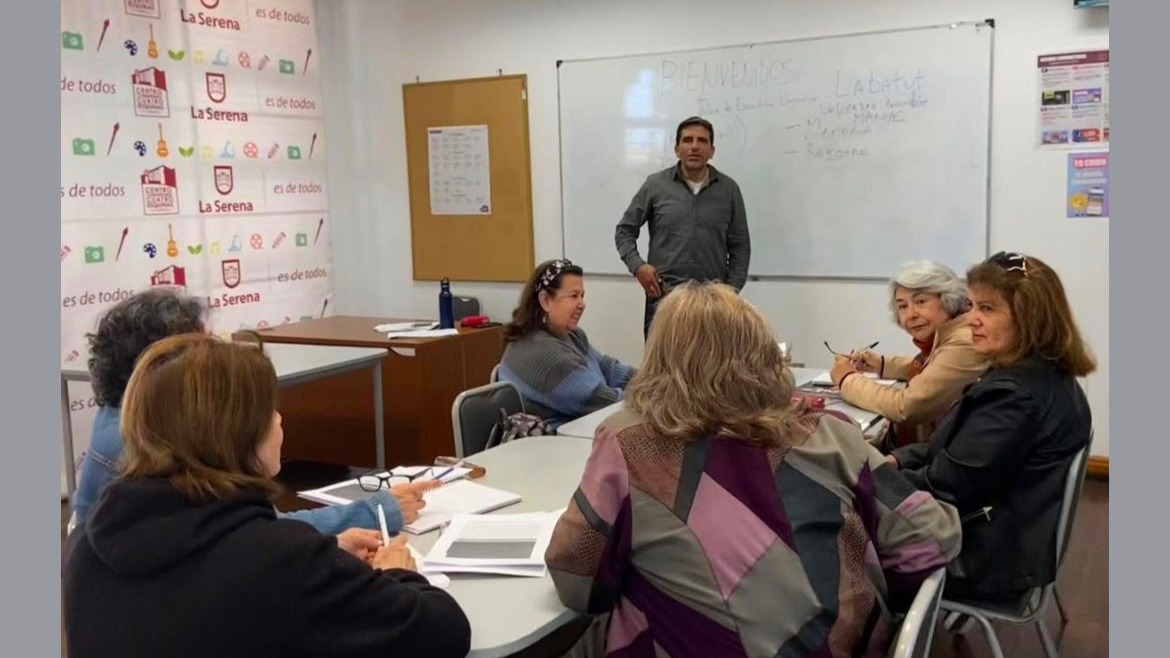 Un taller para aprender a escribir historias y encontrar una voz propia
