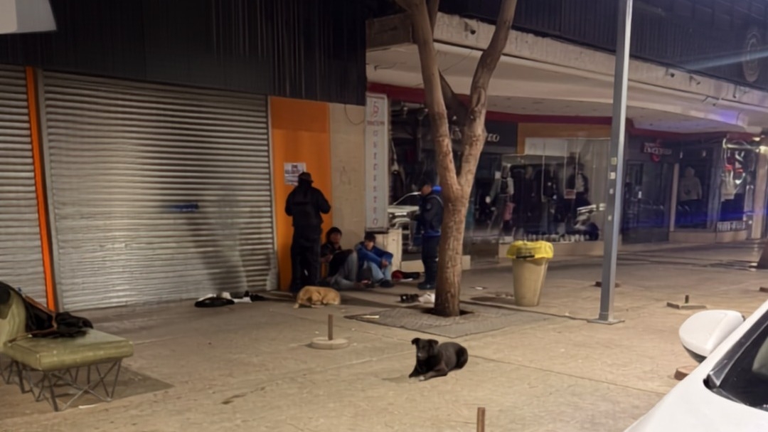 Son menores: insultaron y amenazaron a personal de seguridad y terminaron demorados