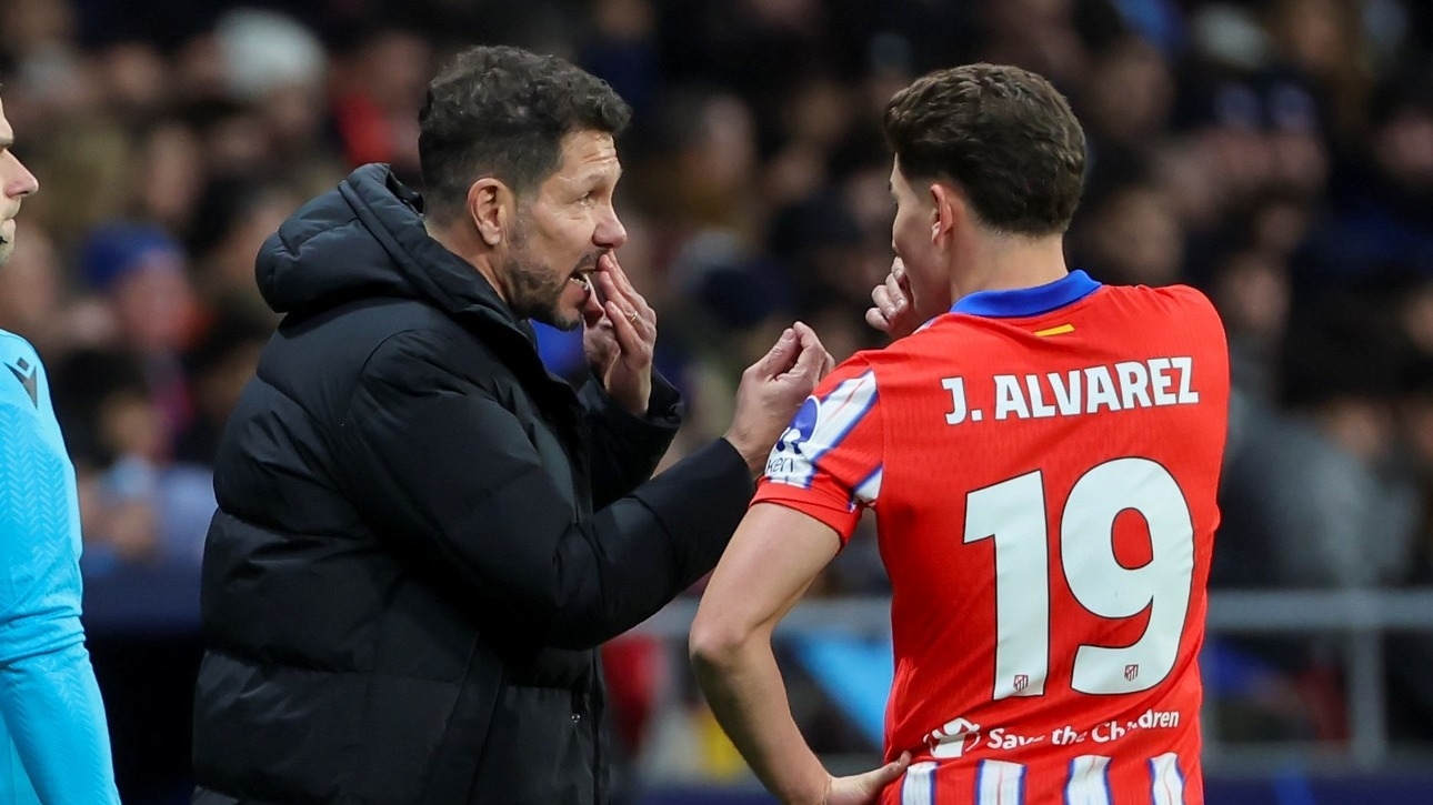 Simeone excluyó a Julián Álvarez y crece su deseo de irse al Barcelona