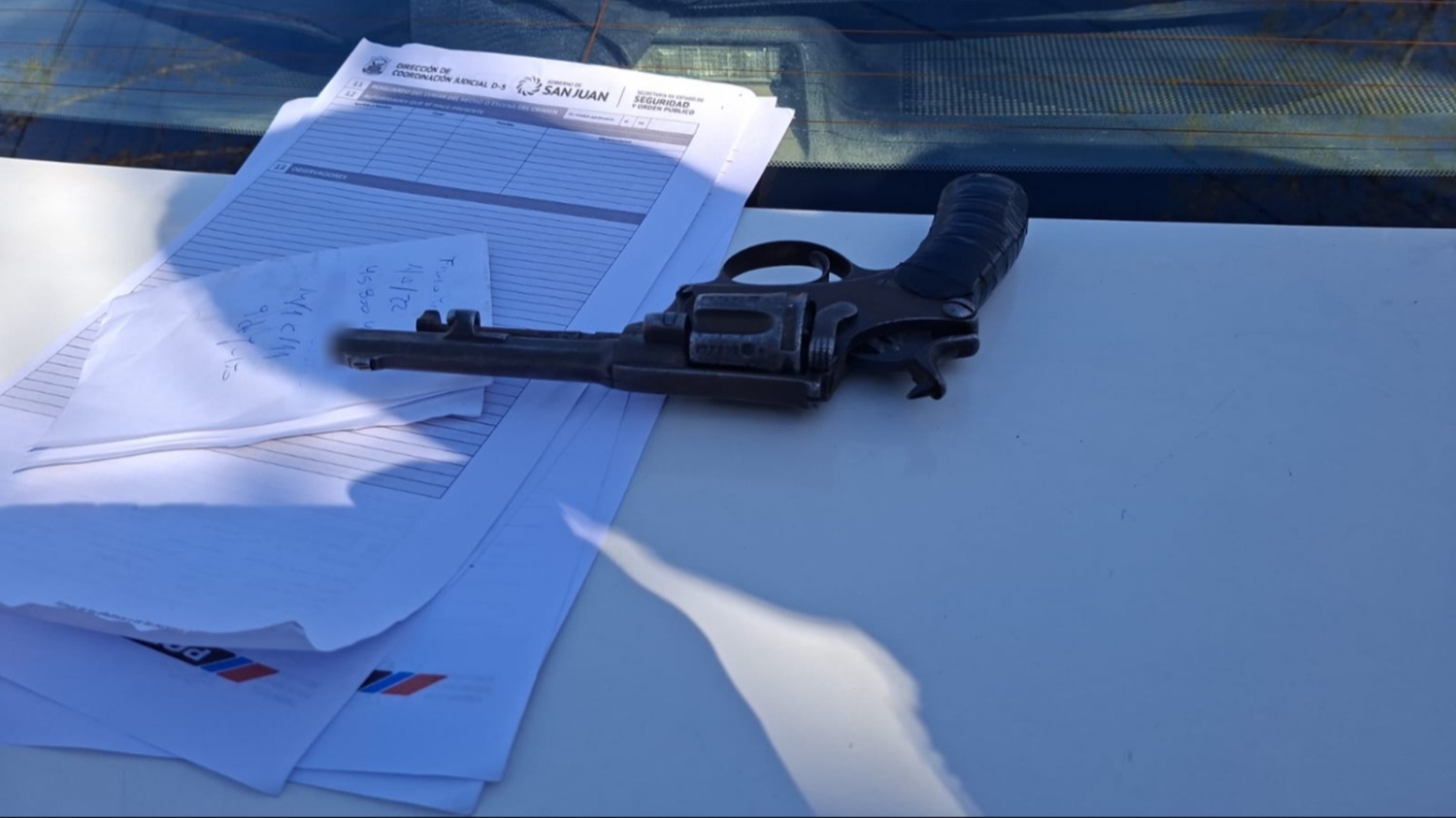 Alerta de vecinos terminó con un hombre detenido y un arma secuestrada