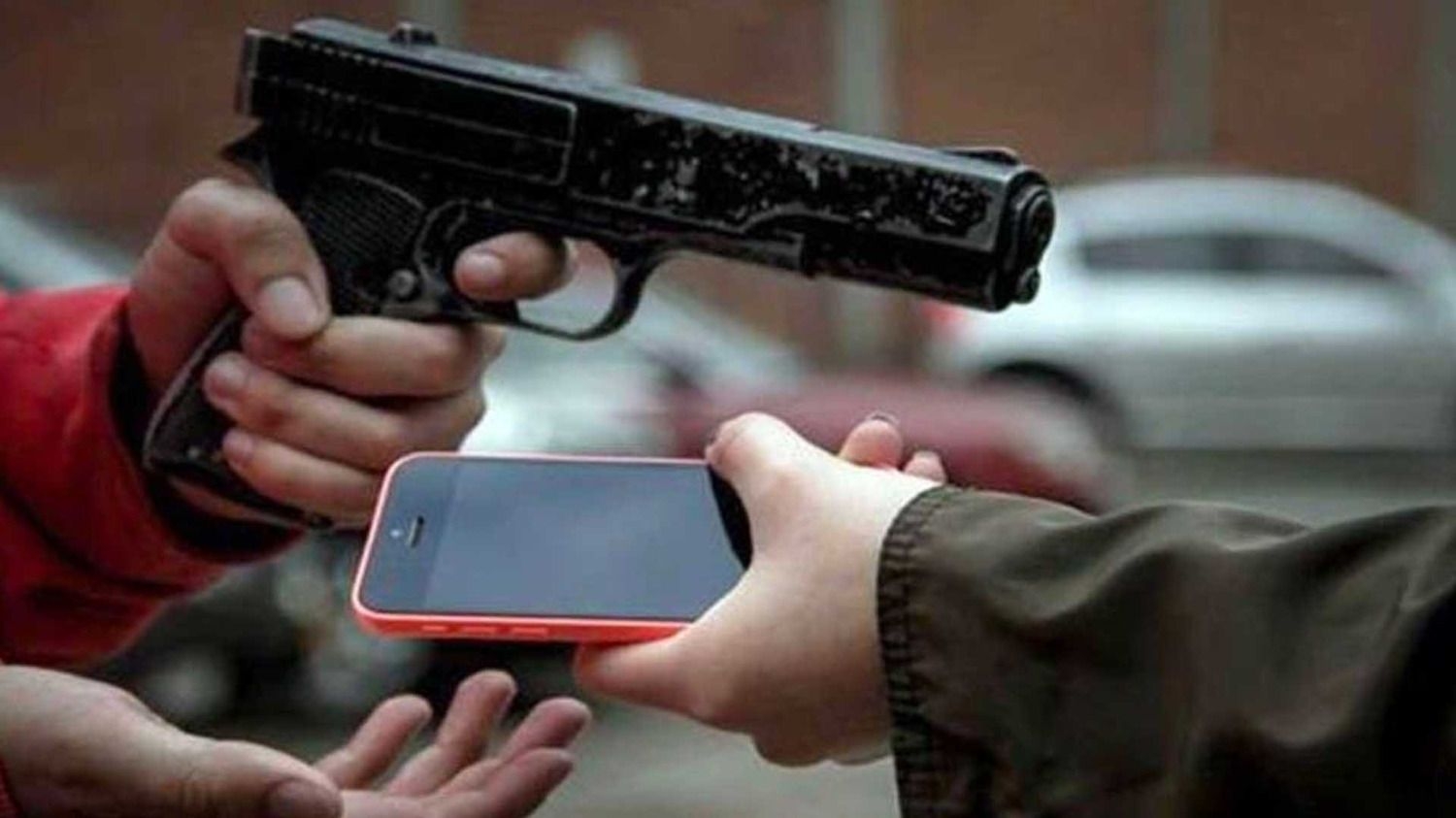 Le dispararon para robarle el celular a un joven en Pocito