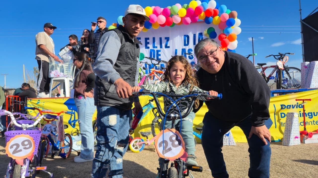 Ullum celebró el Día de la Niñez con sorteos y festejos 