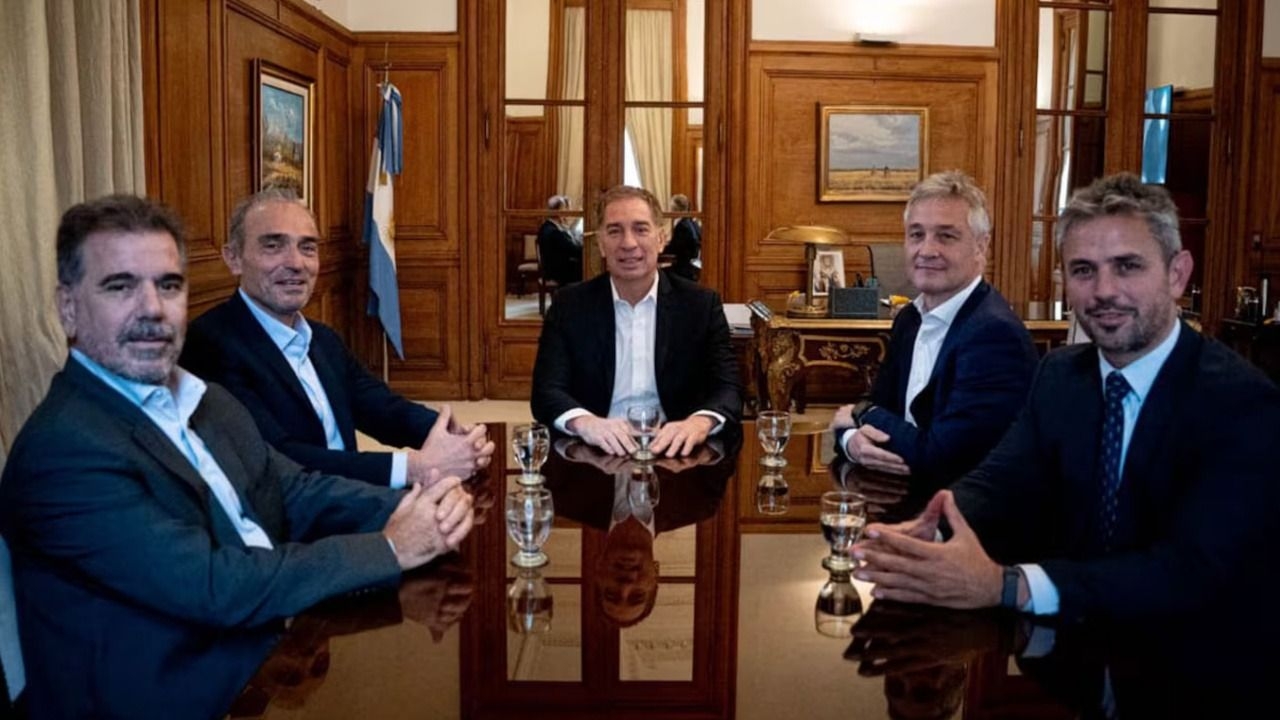 Santilli confirmó el acercamiento entre LLA y el PRO: “Dimos el puntapié inicial”