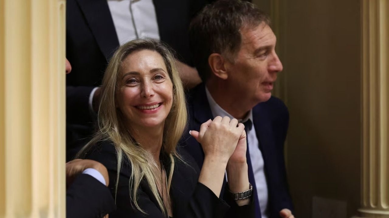 Karina Milei convocó a la Iglesia para organizar la visita del Papa León XIV