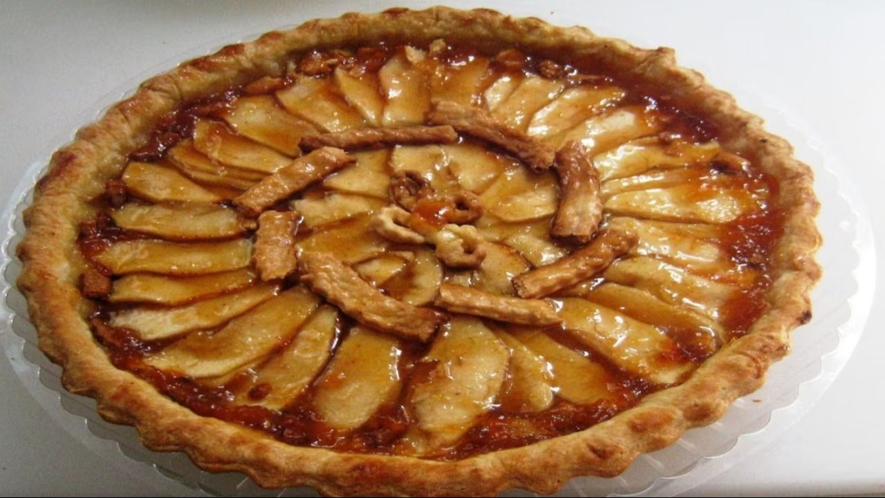 La tarta de manzana que se prepara en media hora y lleva cerveza