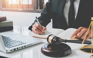 Asesoramiento legal gratuito: cómo acceder al servicio de Cáritas San Juan