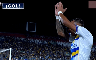 Villa marcó después de su regreso a Boca y sorprendió con su festejo