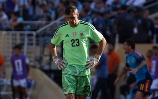 Juventus descartó al Dibu Martínez y presentó a su nuevo arquero