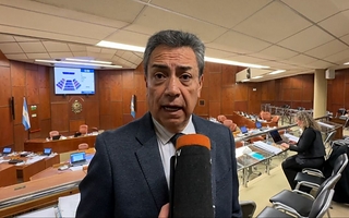 Cabello defendió su apoyo a Vicuña: “Tenemos mano de obra y empresas desocupadas”
