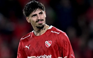 Lomónaco fue ofrecido a Boca y Arruabarrena analiza al defensor