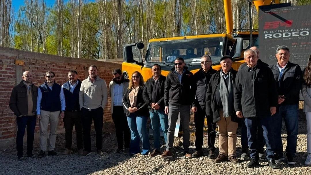 El Gobierno firmó un acuerdo por la formación minera en Iglesia