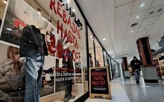 Las ventas en shoppings tuvieron su mayor caída en casi un año