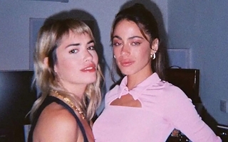 Lali Espósito compartió una picante foto con Tini Stoessel: "Borrachas"