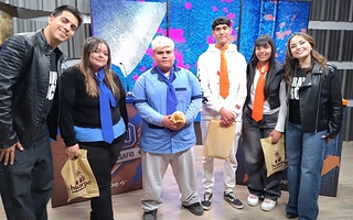 Nuevo look o chaleco de la suerte: las cábalas de UPD