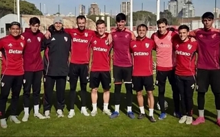 Un jugador apartado de River se burló de la eliminación y borró el posteo