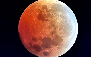 La Luna se teñirá de rojo en San Juan: a qué hora mirar el cielo