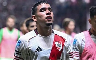 Kendry Páez aclaró el posteo que generó enojo entre los hinchas de River