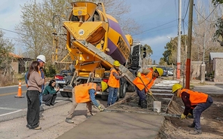 Avanza la puesta en valor de El Mogote con obras sobre calle Benavidez