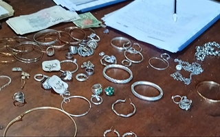 Imputaron a la madre del menor sospechoso del robo a la joyería y los Bonanno