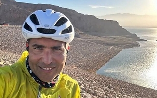 Quién era Juan Vega, el hombre que murió mientras jugaba al fútbol