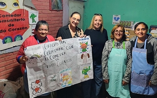 Una colecta del Poder Judicial llevó alimentos y juguetes a un merendero de Caucete