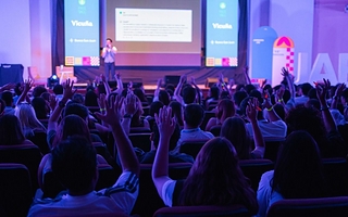 JAE crece y lleva su Jornada Anual a un escenario para 3.000 personas