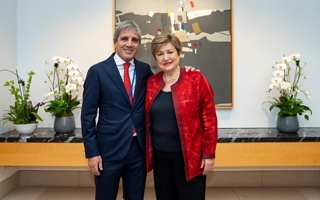 Caputo se reunió con Kristalina Georgieva y habló de la economía argentina