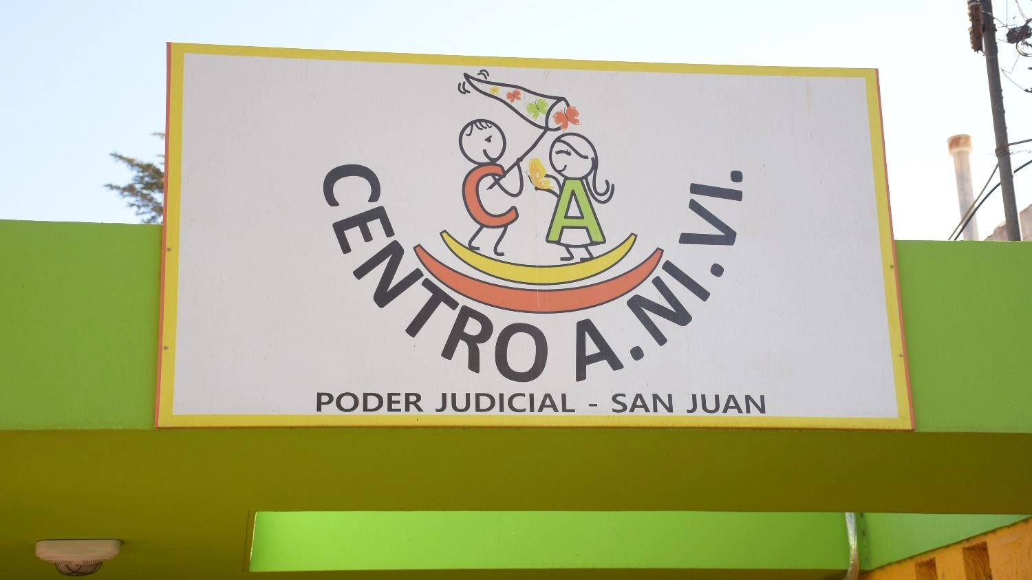 Condenaron sin cárcel a un hombre por abusar de su prima de 13 años en San Juan