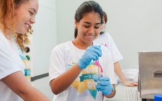 Un concurso para adolescentes premia con impresoras 3D y capacitaciones