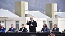 Alberto Fernández en San Juan, subió al ring a Milei y ninguneó a Bullrich