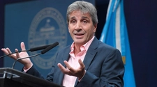 Un informe revela que más del 99% del superávit se destina a pagar intereses de deuda