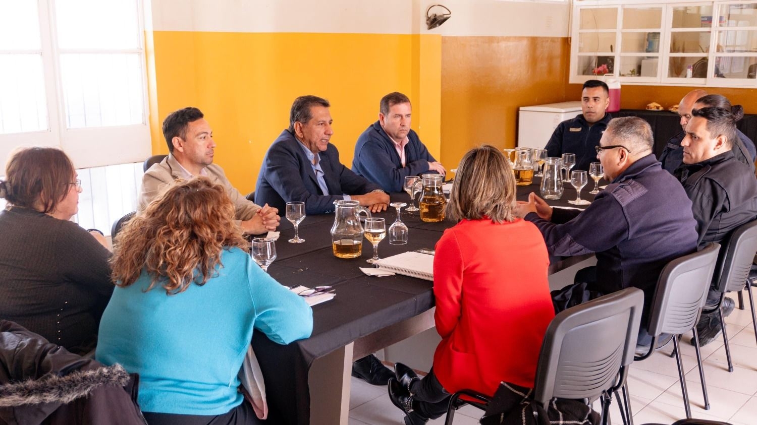 Inseguridad en Pocito: Fabián Aballay se reunió con vecinos y autoridades de la Policía
