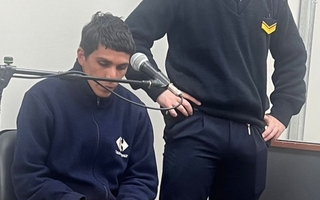 Un remisero, un celular robado y una detención inesperada en Rawson