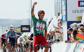 Tivani ganó la cuarta etapa del Gran Premio Jornal de Noticias y estiró su ventaja sobre el segundo