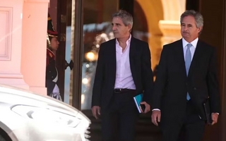 Cambio de roles: qué mueve al Tesoro a vender dólares antes de las elecciones