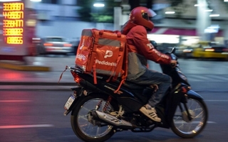 Un motoquero se viralizó tras negarse a entregar un pedido en una zona insegura