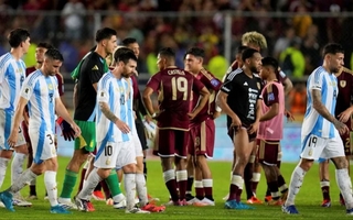 El ​​​​​​​DT de Venezuela lanzó una advertencia: "Vengo a arruinar el festejo de Messi"