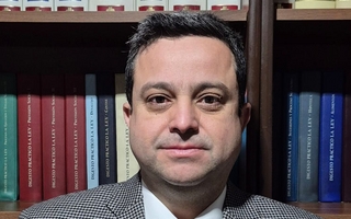 Leonardo Arancibia, el funcionario de Cavig que aspira a ser fiscal general de la Corte