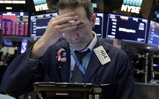Venta masiva: acciones argentinas en Wall Street se hundieron hasta un 12%
