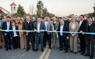Orrego inauguró la repavimentación de la Ruta Nacional 153 y anunció iluminación para la zona 