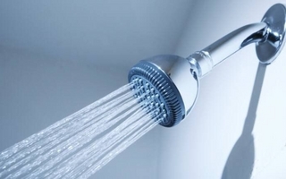 Ducha fría o caliente para recuperarse tras entrenar